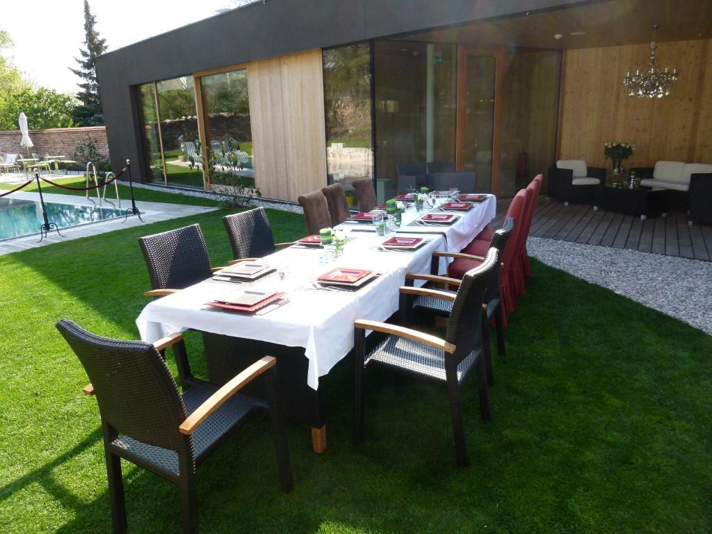 Hotel Landhaus Moserhof Gumpoldskirchen Exterior foto